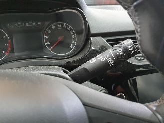 Opel Corsa E P68 1.4 Online Edition picture 16