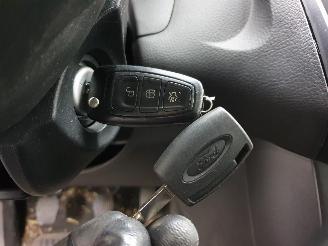 Ford Focus 1.0 EcoBoost 100pk picture 32