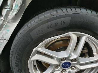 Ford Focus 1.0 EcoBoost Trend picture 27