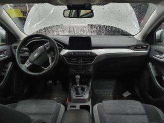 Ford Focus 1.0 EcoBoost Trend picture 8