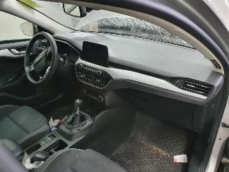 Ford Focus 1.0 EcoBoost Trend picture 7