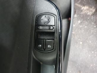 Opel Corsa X15 P68 picture 20