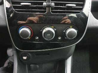 Renault Clio Mk4 0.9 TCe Dynamique GT Line picture 13