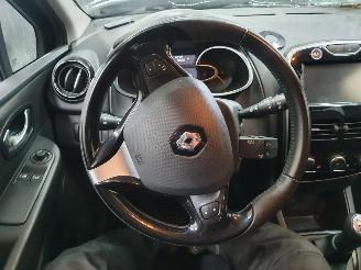 Renault Clio Mk4 0.9 TCe Dynamique GT Line picture 10