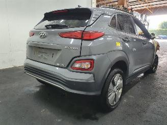 Hyundai Kona SX2 EV Premium 64kWh picture 5