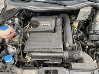 Audi A1 A1 Sportback (8XA/8XF), Hatchback 5-drs, 2011 / 2018 1.4 TFSI Cylinder on demand 16V picture 8