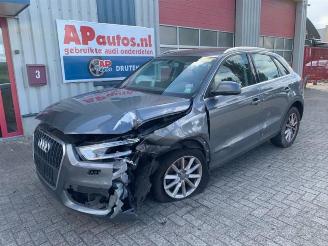 krockskadad bil auto Audi Q3 Q3 (8UB/8UG), SUV, 2011 / 2019 2.0 TDI 16V 140 2014/2