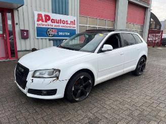 skadebil auto Audi A3 A3 Sportback (8PA), Hatchback 5-drs, 2004 / 2013 1.4 TFSI 16V 2009/2