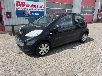  Peugeot 107 107, Hatchback, 2005 / 2014 1.0 12V 2010/9