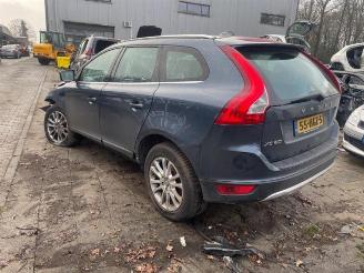 Coche siniestrado Volvo Xc-60 XC60 I (DZ), SUV, 2008 / 2017 2.4 D5 20V AWD 2008/11