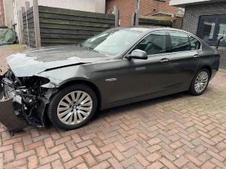 Vrakbiler auto BMW 5-serie 5 serie (F10), Sedan, 2009 / 2016 535i 24V TwinPower Turbo 2015