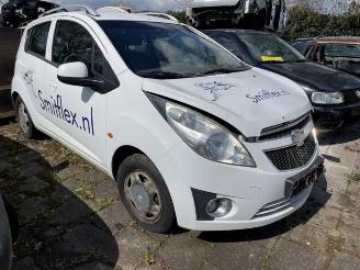 Uttjänta bilar auto Chevrolet Spark Spark (M300), Hatchback, 2010 1.0 16V Bifuel 2010