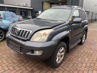 Uttjänta bilar auto Toyota Landcruiser Land Cruiser (J12), Terreinwagen, 2002 / 2010 3.0 D-4D 16V 2006/1