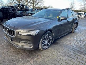 rozbiórka samochody osobowe Volvo V-90 V90 II (PW), Combi, 2016 2.0 B4 16V Mild Hybrid 2021