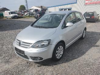 Vrakbiler auto Volkswagen Golf plus 1.9TDI Zilver LA7W Onderdelen BLS Motor 2006/6