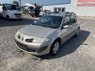 Démontage voiture Renault Mégane Grandtour 1.6 Beige TED11 Onderdelen K4M812 Motor 2006/5