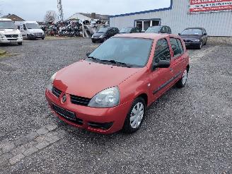 Renault Clio 1.2 16V Rood TEB76 Onderdelen D4F722 Motor picture 1