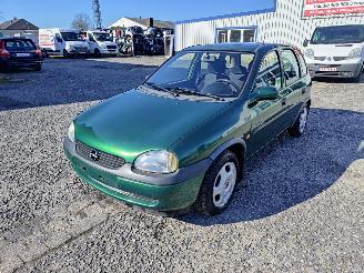 Auto da rottamare Opel Corsa B 1.0 12V Onderdelen Groen Z369 X10XE Motor 1997/10
