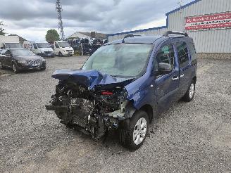 Uttjänta bilar auto Renault Kangoo 1.5 dCi Blauw TERPR Onderdelen K9K628 Motor 2016/4