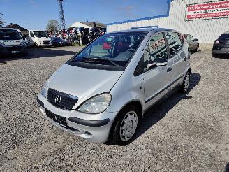 Vrakbiler auto Mercedes A-klasse 140L Zilver 761 Onderdelen 716501 Bak 2004/2