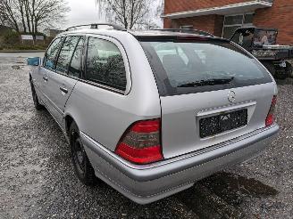 Mercedes C-klasse 202 C180T picture 7