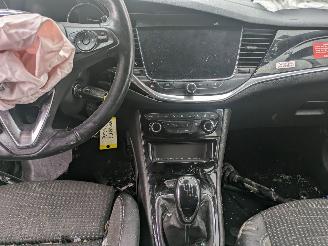 Opel Astra 1.5 picture 18