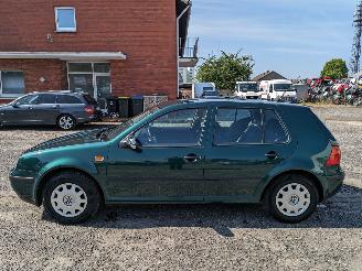 Volkswagen Golf 1.6 picture 8