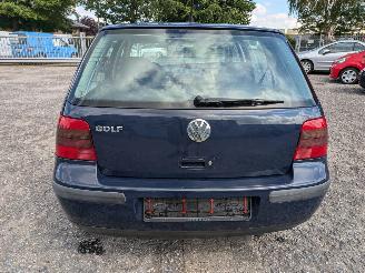 Volkswagen Golf 1.4 picture 5