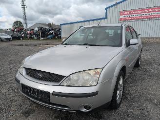 Vrakbiler auto Ford Mondeo 1.8 2002/7
