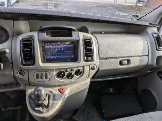 Opel Vivaro 1.9 CDTI picture 16