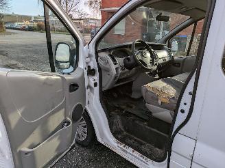 Opel Vivaro 1.9 CDTI picture 12