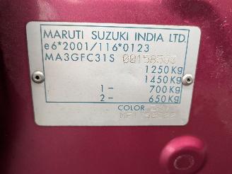 Suzuki Alto 1.0 picture 14