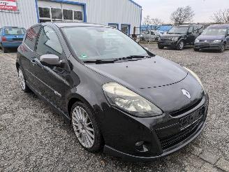 Renault Clio 1.6 picture 3