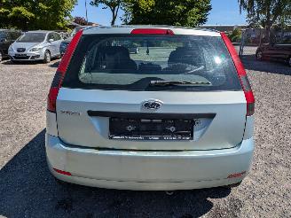 Ford Fiesta 1.4 picture 6