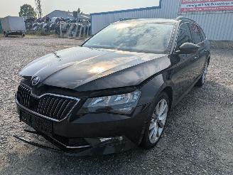 Skoda Superb 2.0 picture 1