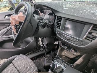 Opel Crossland 1.2 Automatik picture 10