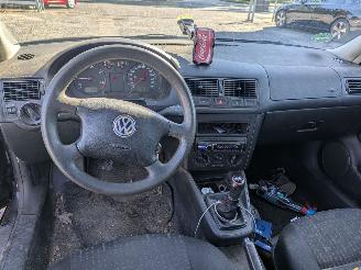 Volkswagen Golf 1.9 TDI picture 11