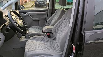 Volkswagen Touran 2.0 TDI picture 10