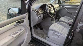 Volkswagen Touran 2.0 TDI picture 9