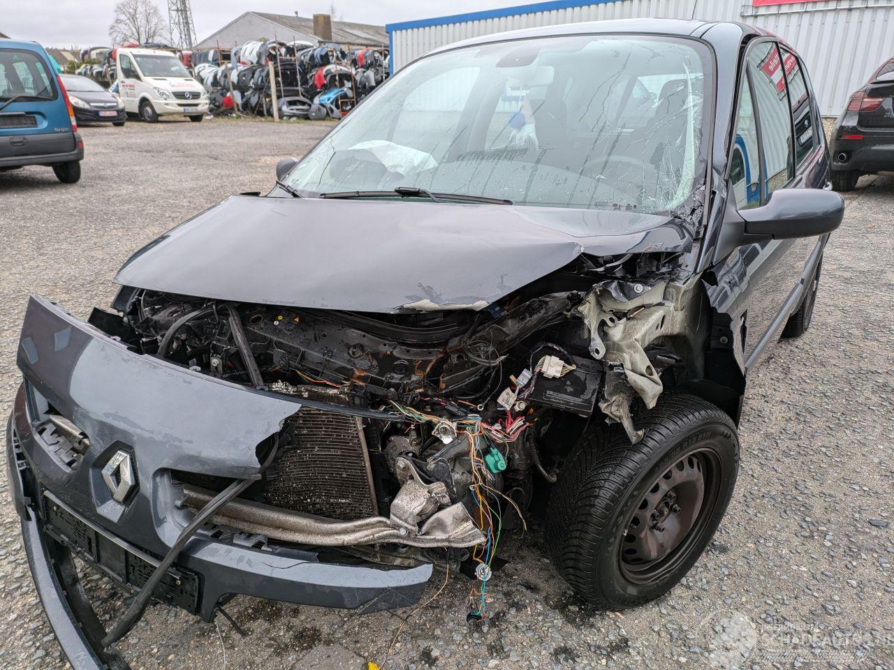 Renault Scenic 1.6