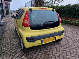 Peugeot 107 1.0-12V XR picture 13