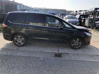 skadebil auto Ford Galaxy 2.0i 177kW E6 Aut. 7 Zits 2017/5