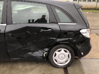 Mercedes B-klasse B180 Automaat E6 picture 13