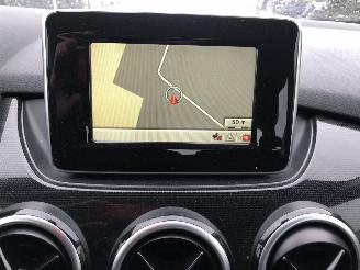 Mercedes B-klasse B180 Automaat E6 picture 9