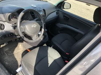 Hyundai I-10 1.0i E5 Airco 65000 km picture 6