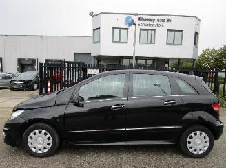 Uttjänta bilar auto Mercedes B-klasse B200CDI Automaat NAVI 2009/5