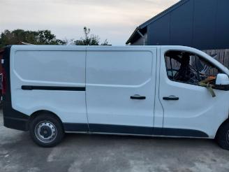 Uttjänta bilar bedrijf Renault Trafic  2019/3