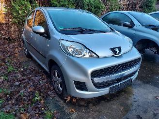 Vrakbiler auto Peugeot 107  2012/4