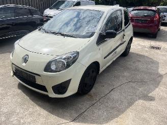 Uttjänta bilar auto Renault Twingo  2011/10