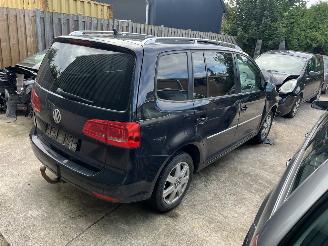 Uttjänta bilar auto Volkswagen Touran  2011/10